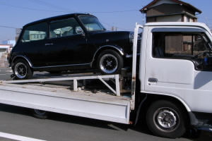 090215-mini 荷台に載せられたMini